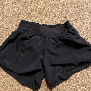 Lululemon hotty hot shorts long 4”